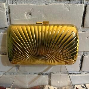 Sasha Gold Clutch Shell Purse